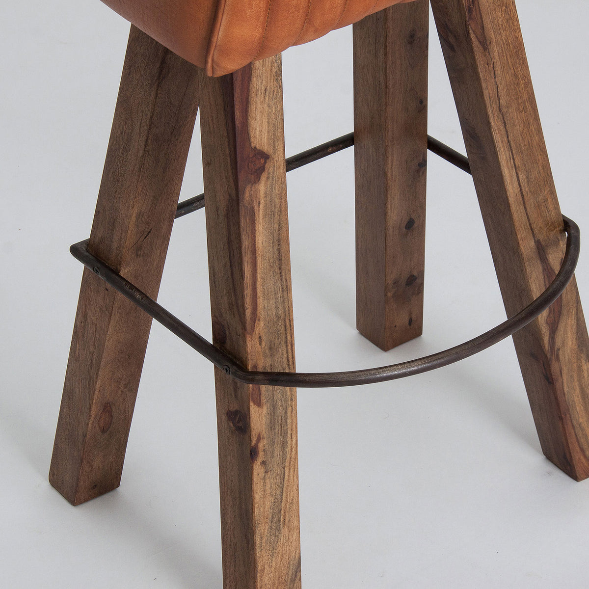ALMSTOCK HOCKER