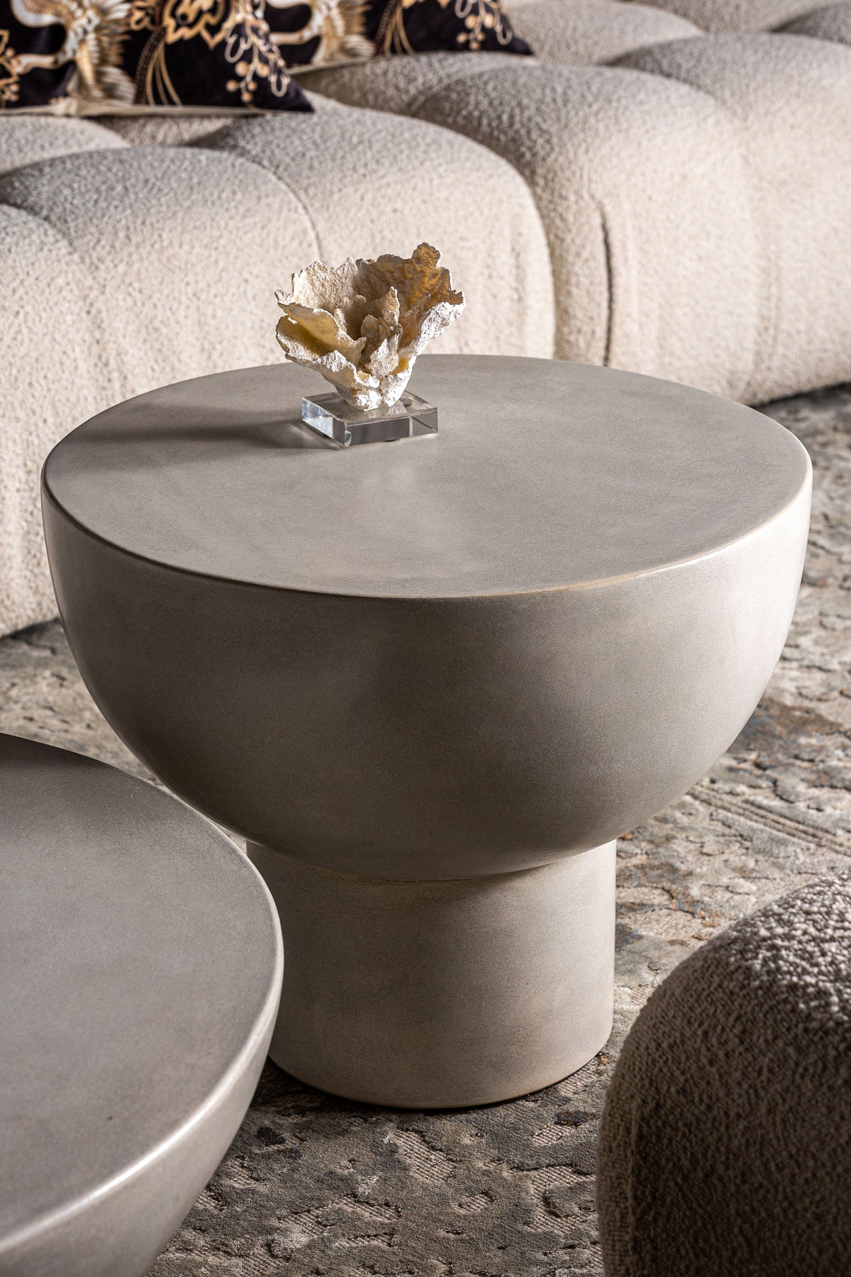 TELFS SIDE TABLE