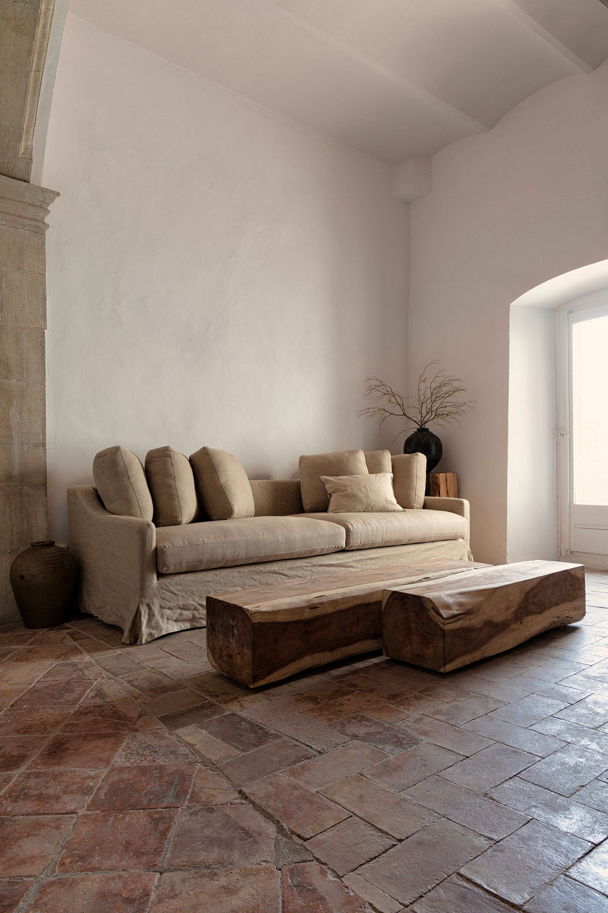DHARM COFFEE TABLE