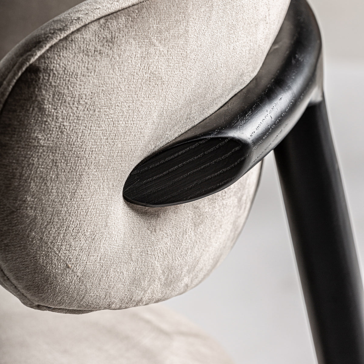 ERLEC CHAIR