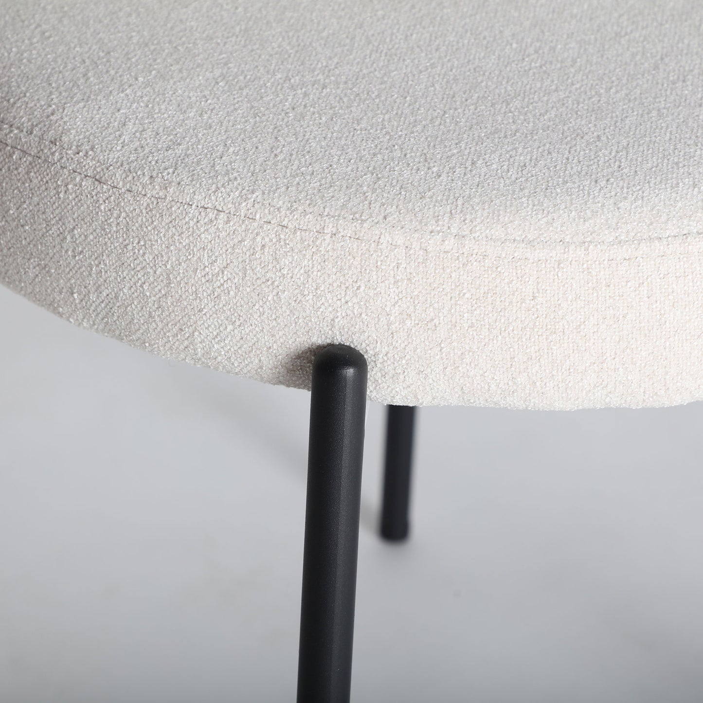 BREVILLE CHAIR
