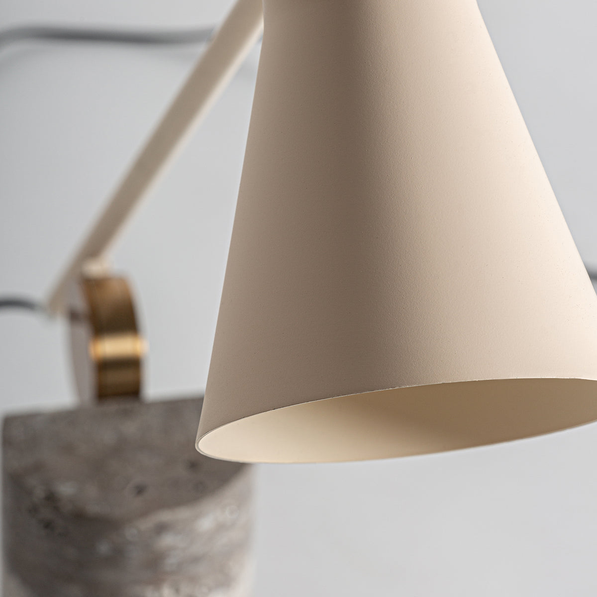 Elfenbein Tischlampe