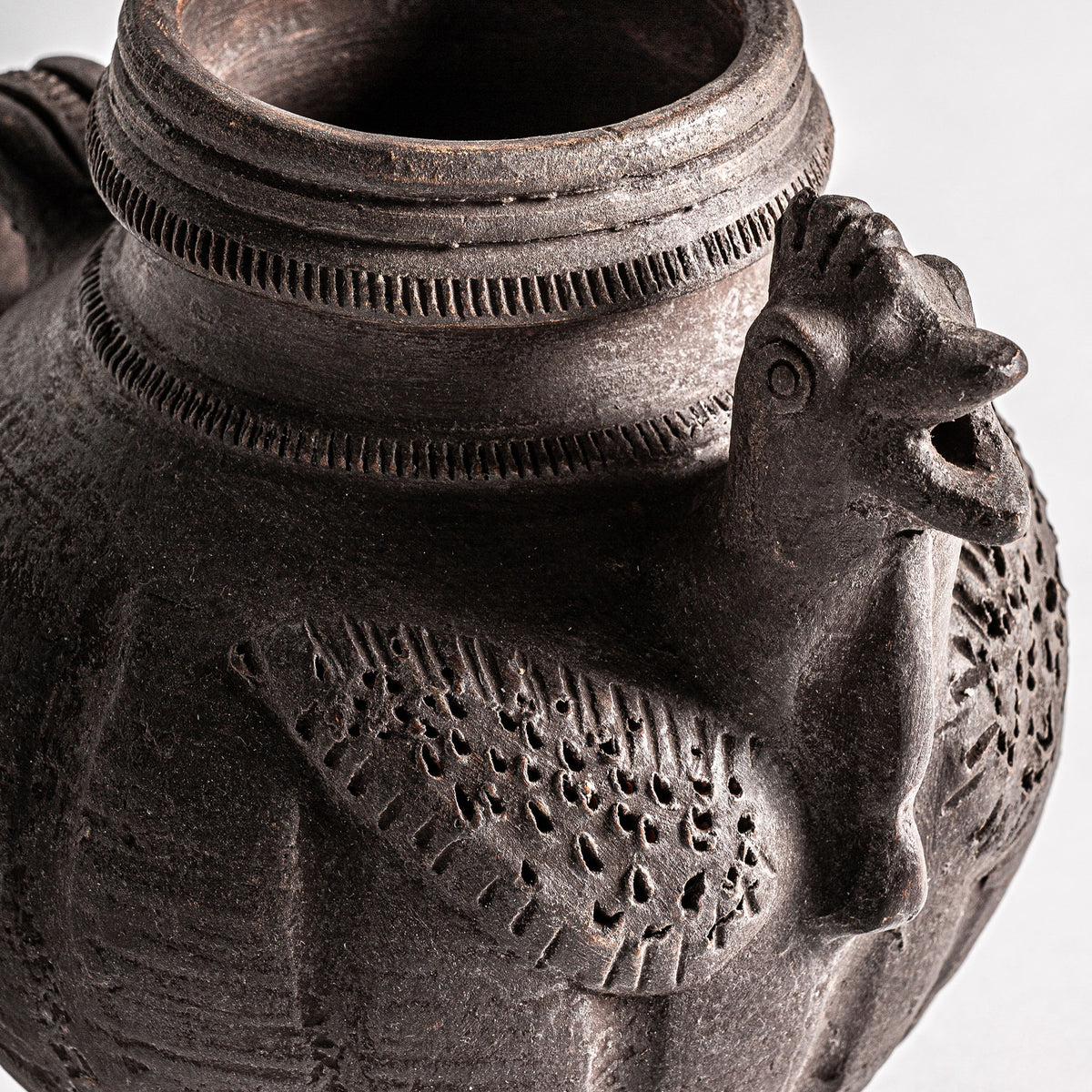 DARTH VASE