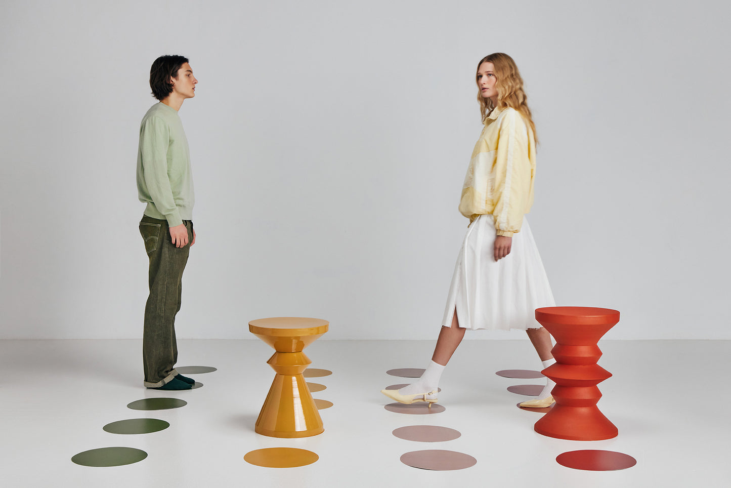 OLTEN SIDE TABLE
