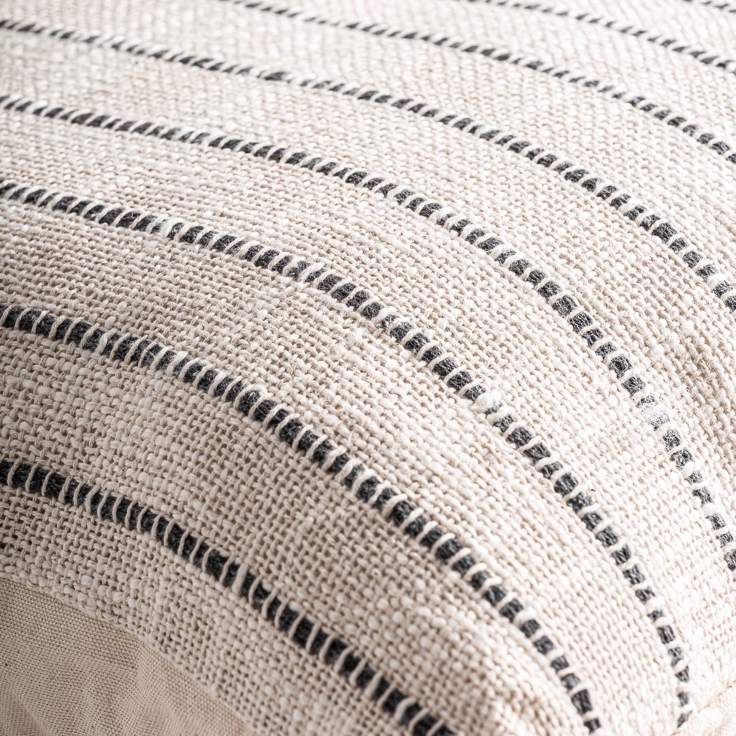 SALEHA CUSHION