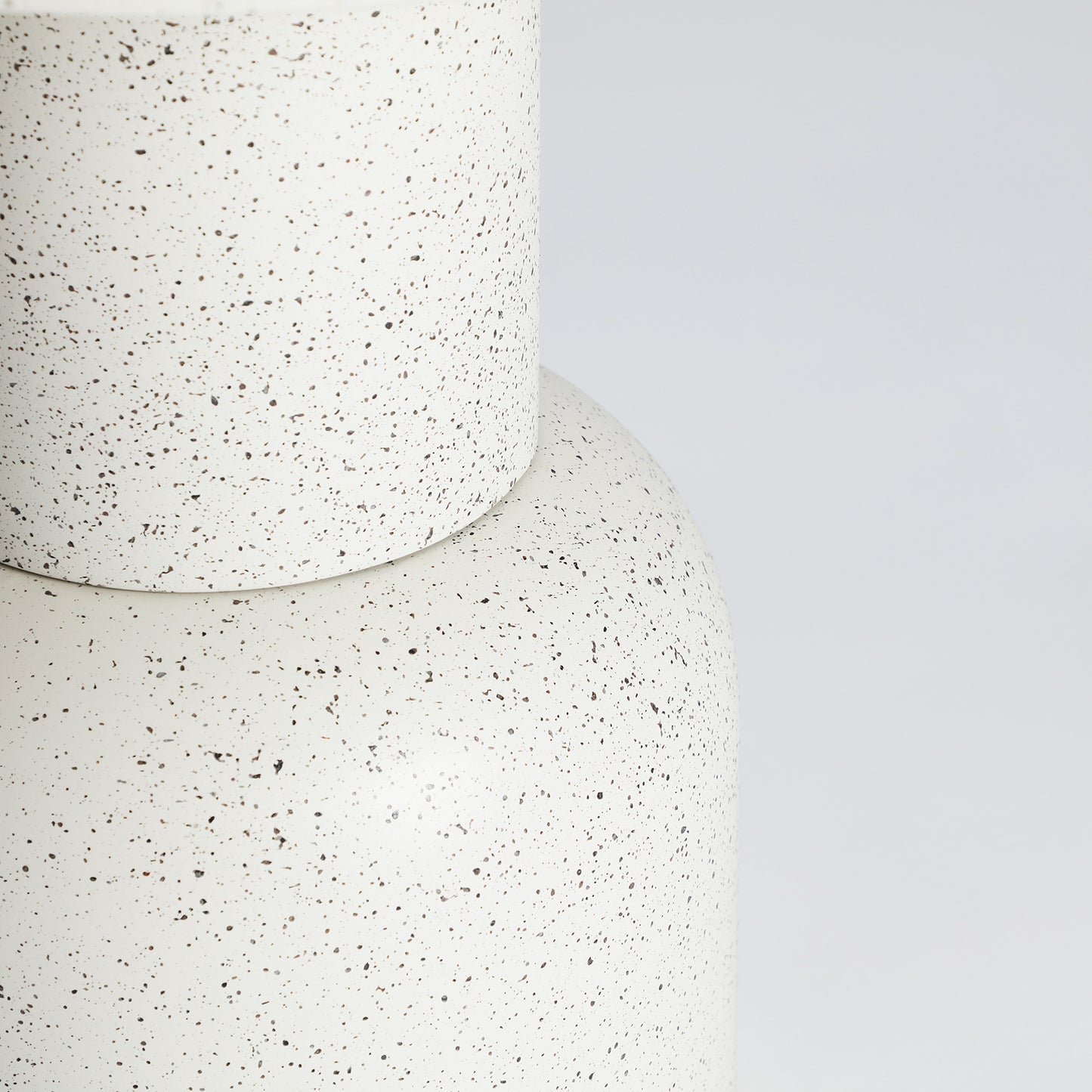 OVADA SIDE TABLE