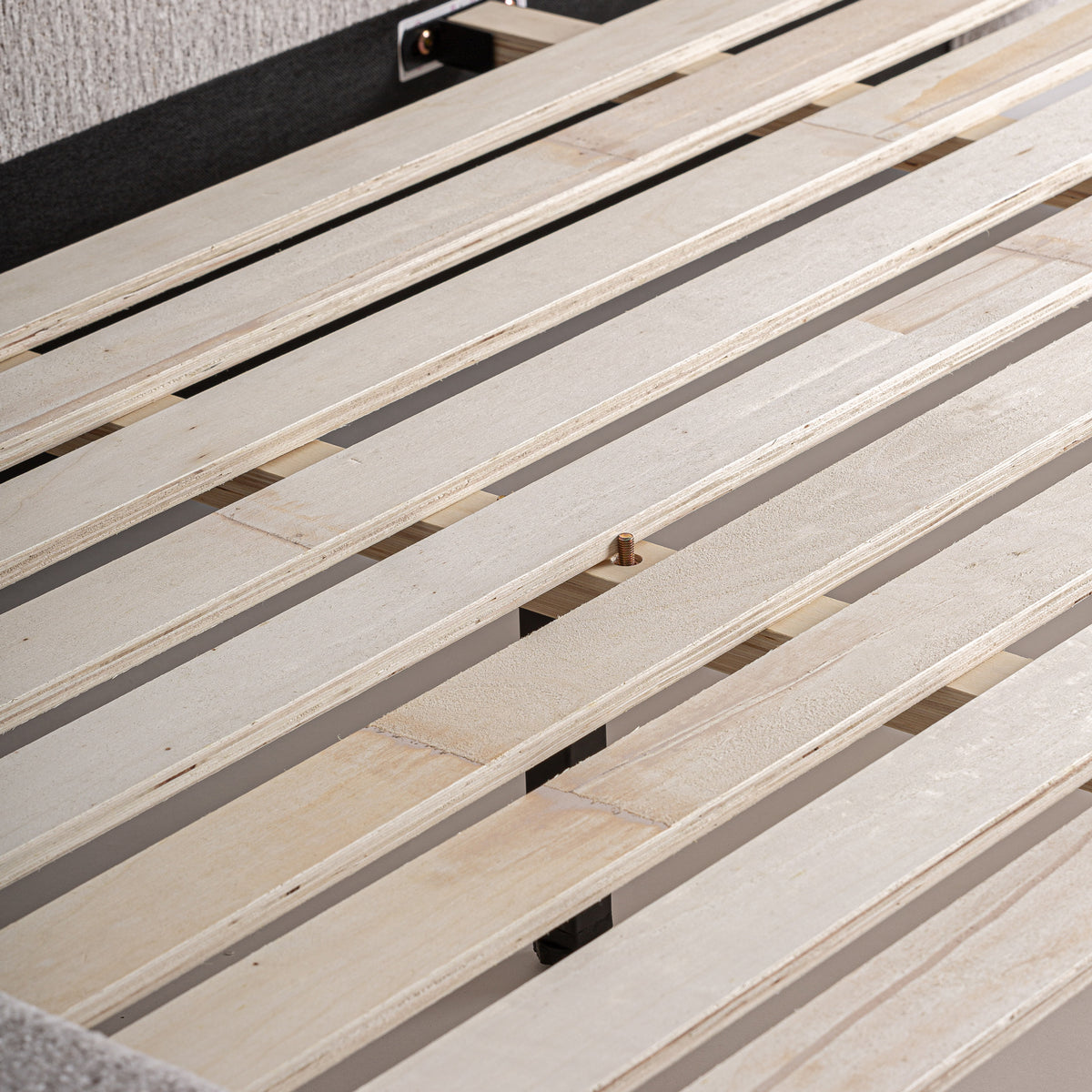 ALEVIA BED