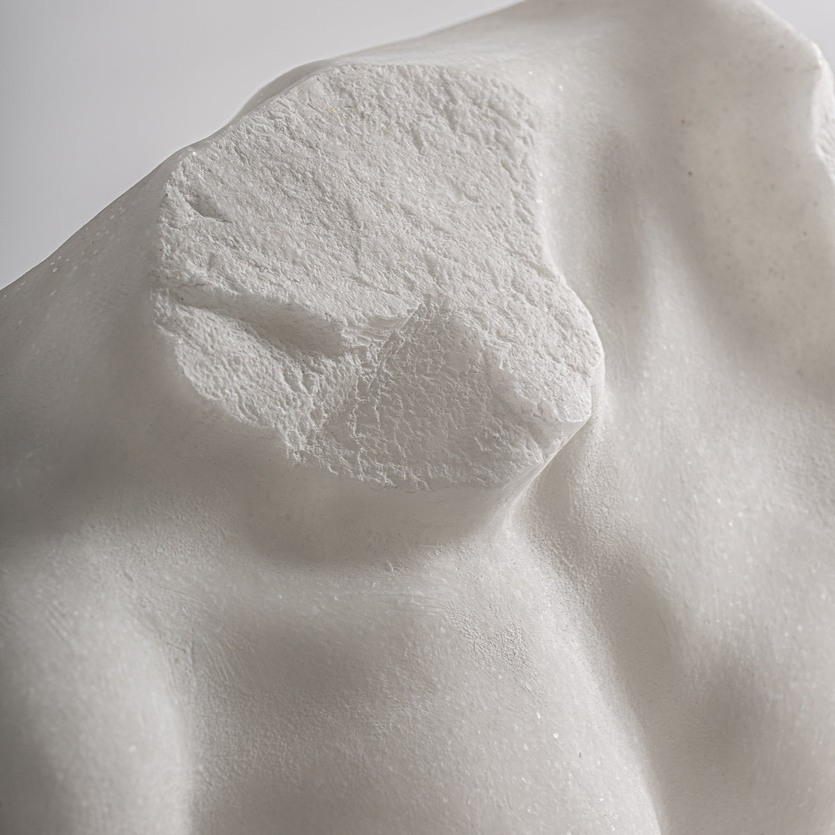 LAYNE BUST