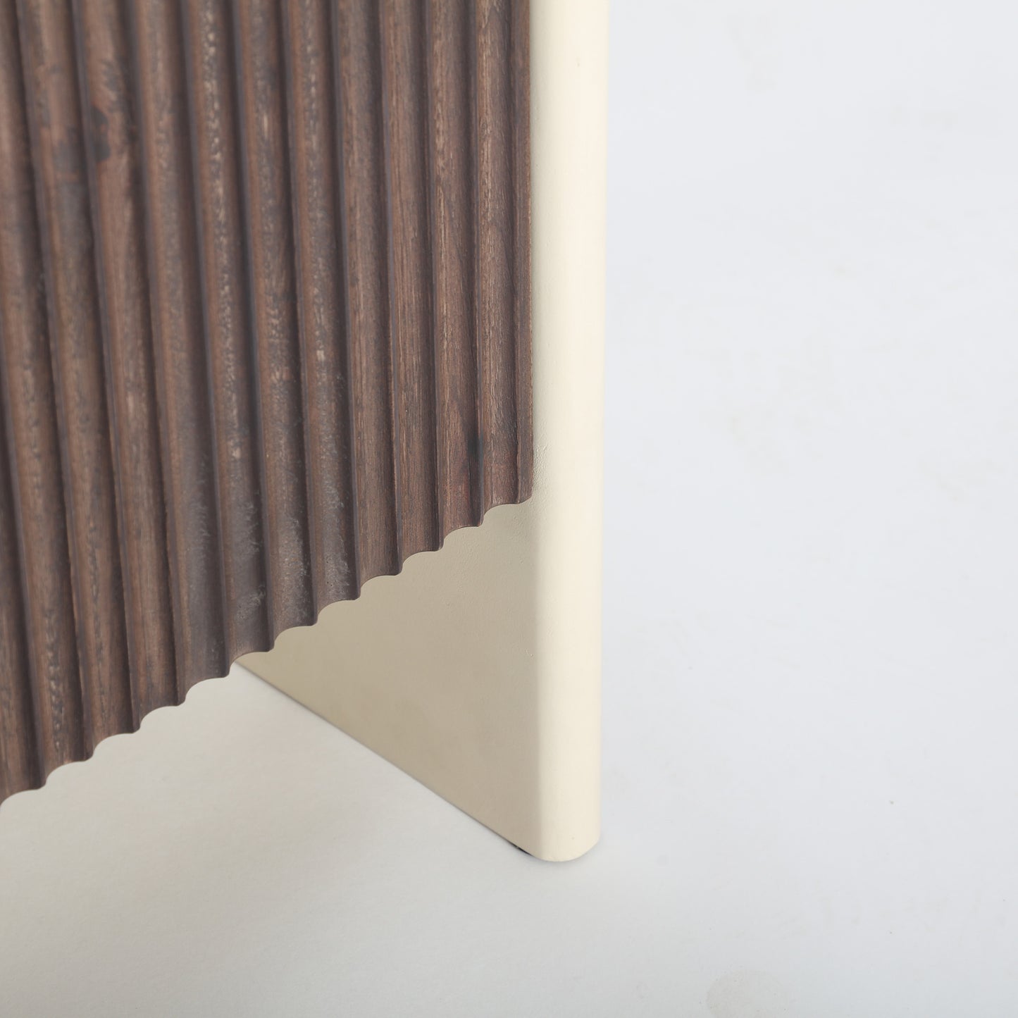 MILHAR SIDEBOARD