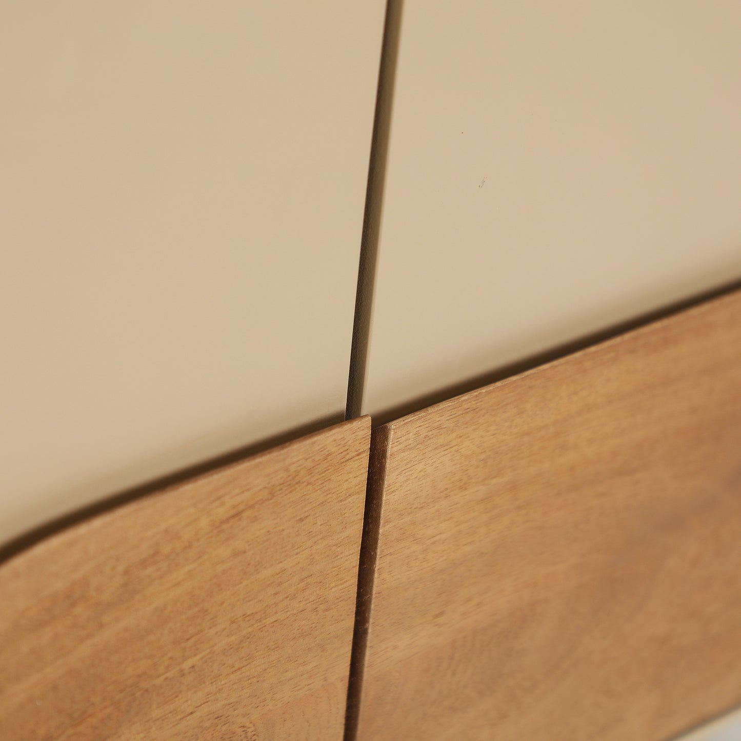 IZAGRE TV STAND
