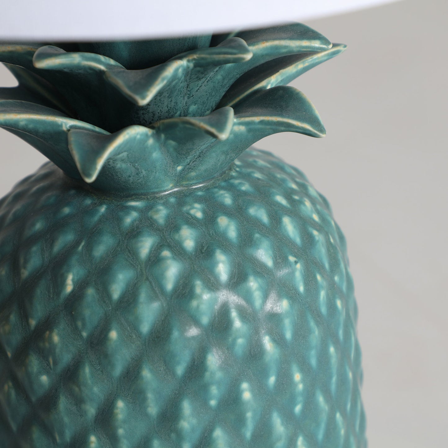 EYEN TABLE LAMP