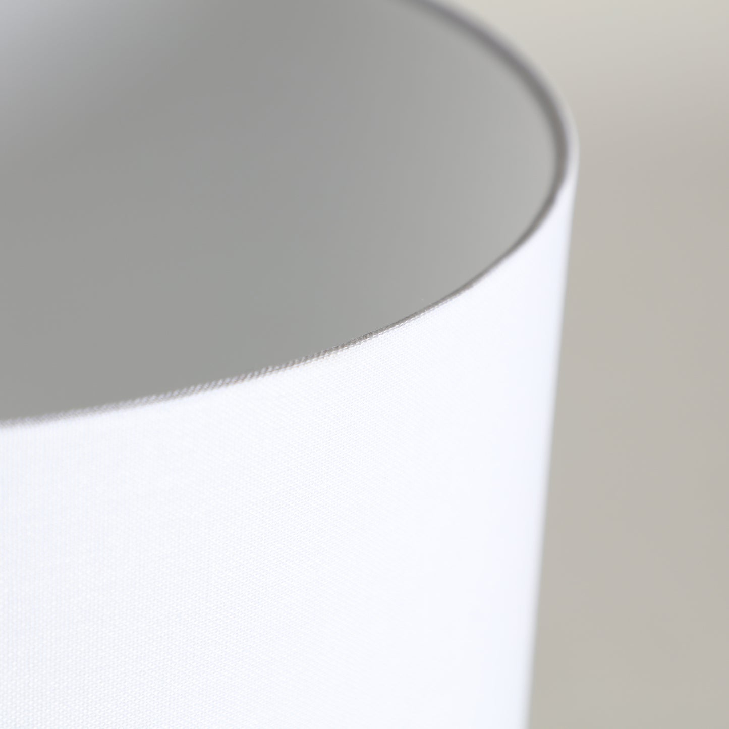 EYEN TABLE LAMP