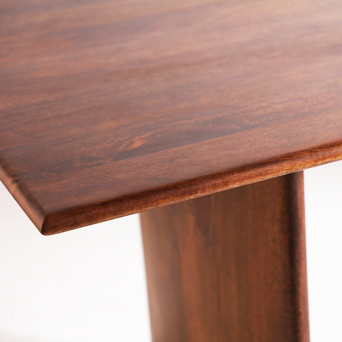 BAUD DESK