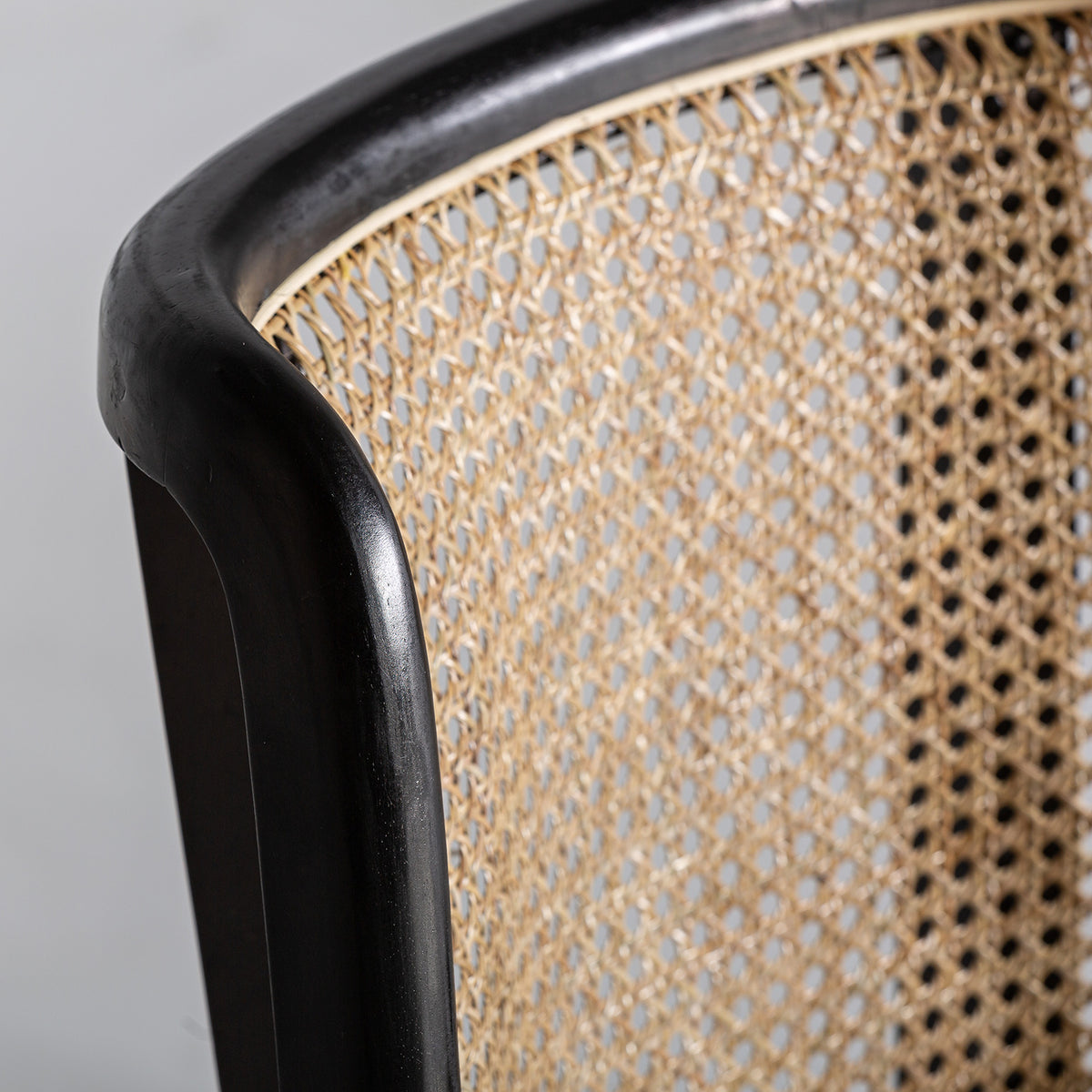 VELBURG CHAIR