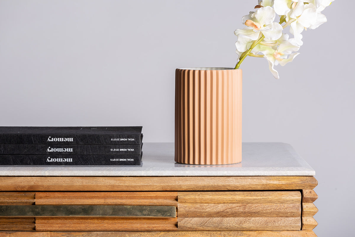 PLISSÉ STONE VASE