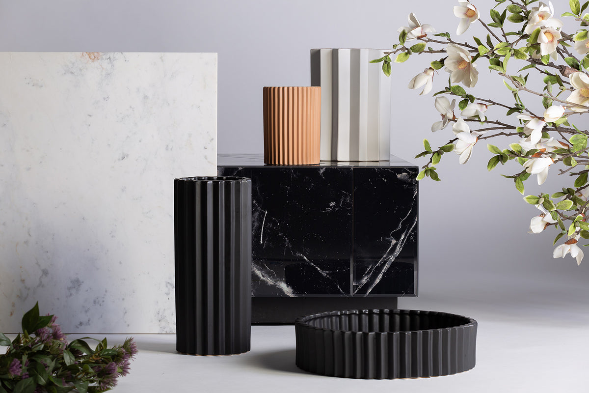 PLISSÉ STONE VASE