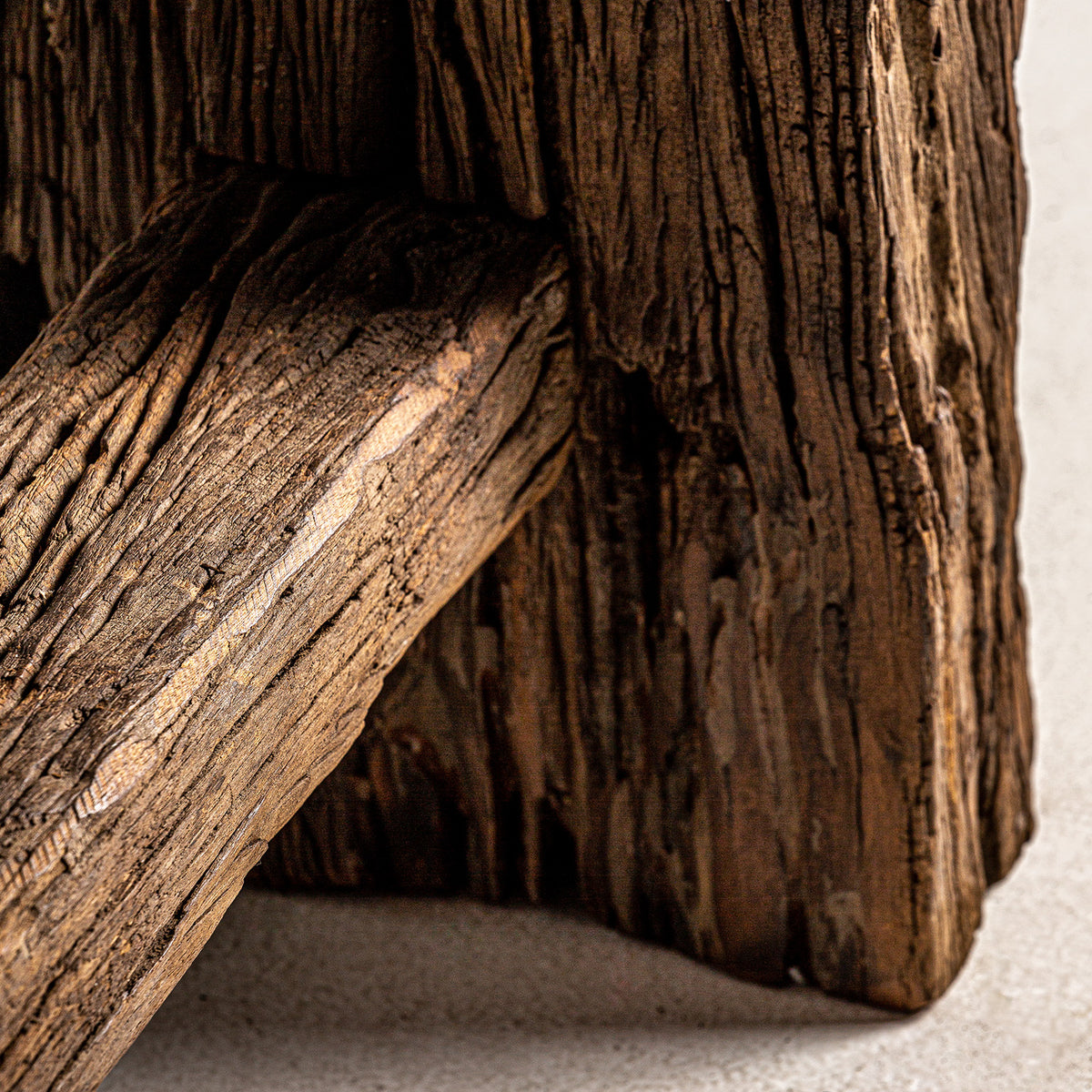 BADAI CONSOLE TABLE