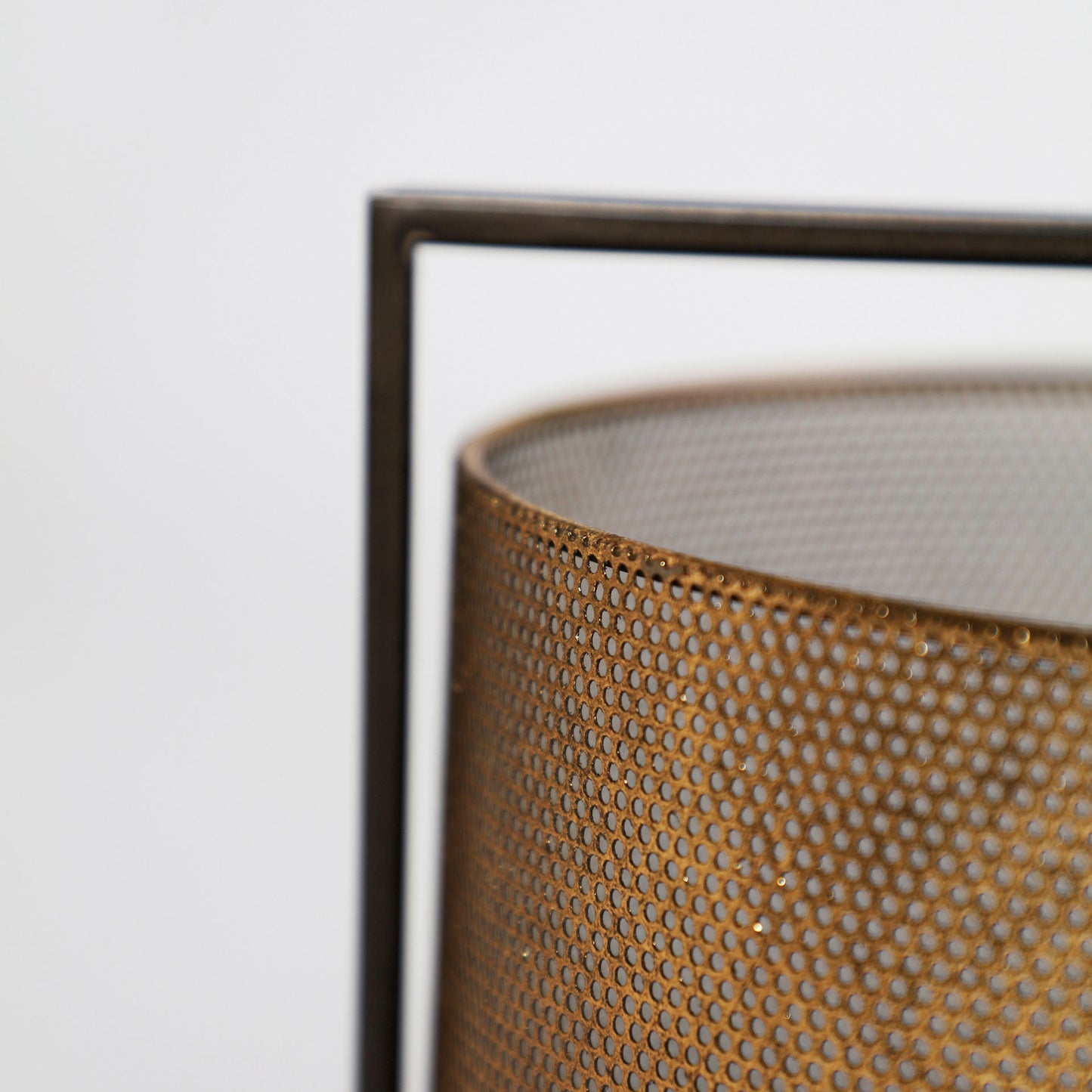 HAIMIE TABLE LAMP