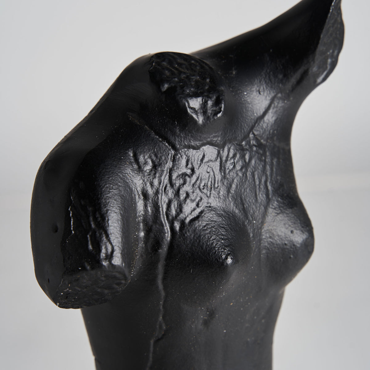 MESSIER BUST