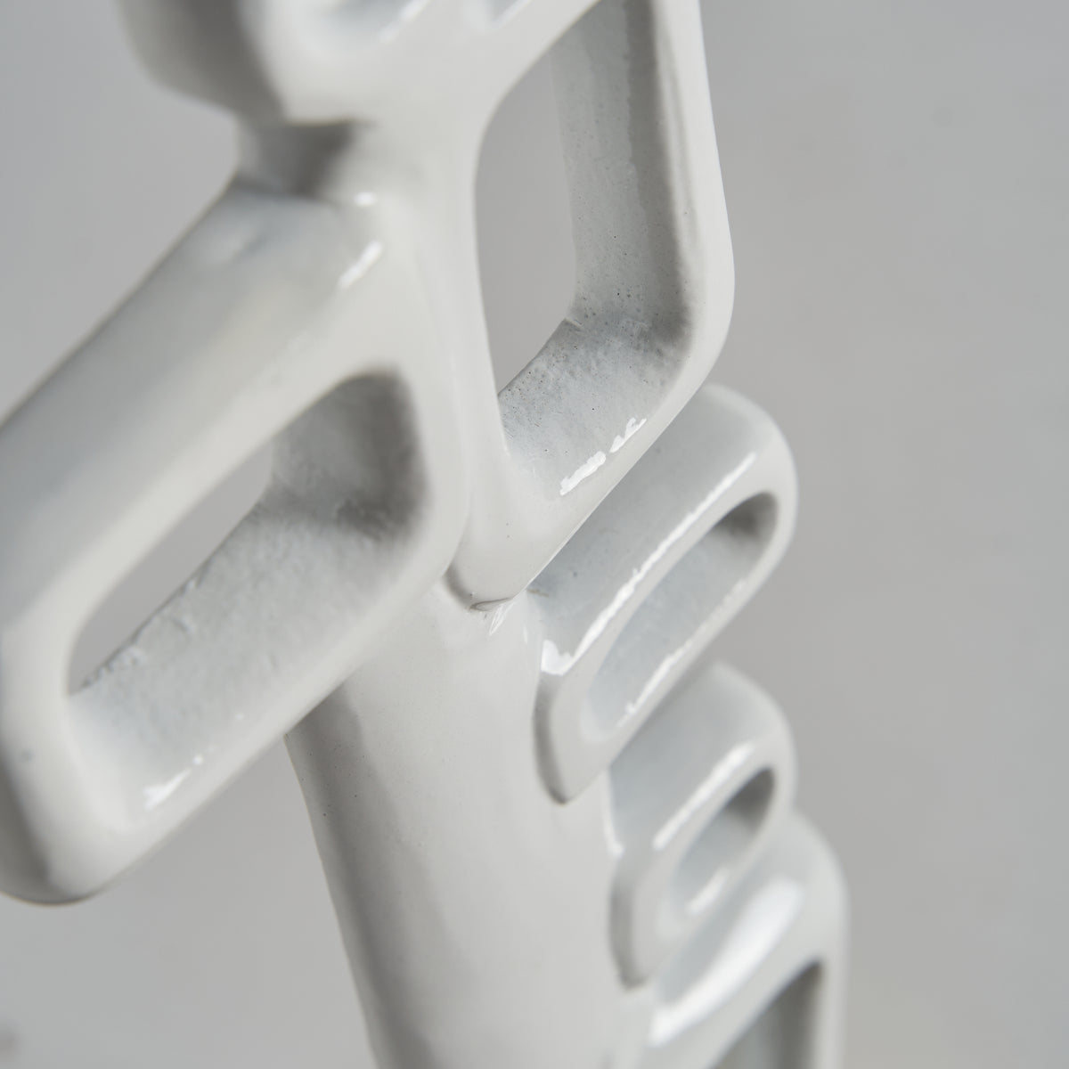 HUBBLE DECORATIVE FIGURE