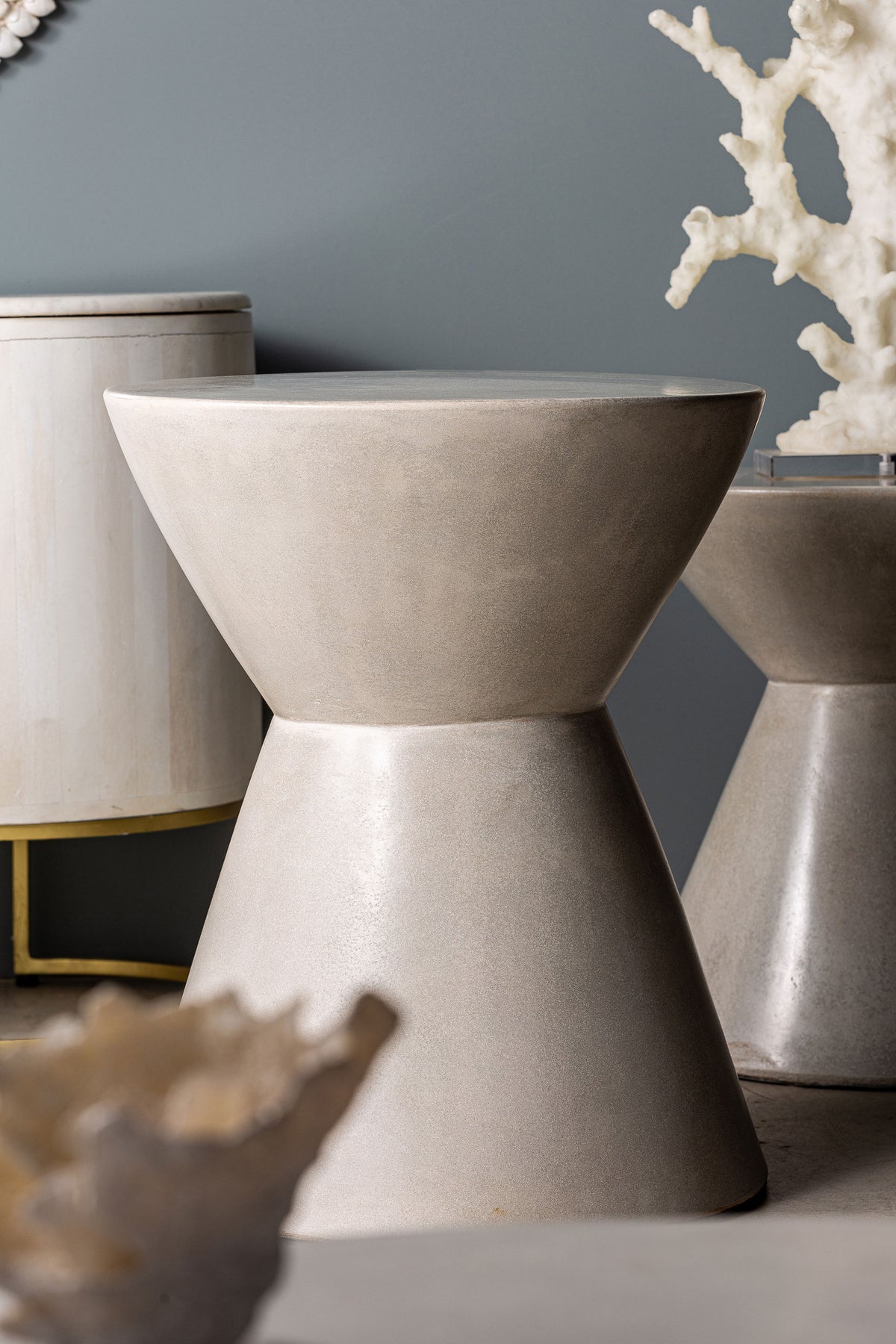 TELFS SIDE TABLE