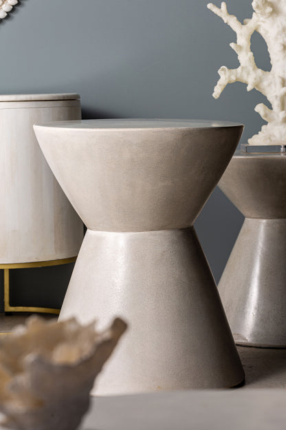 TELFS SIDE TABLE