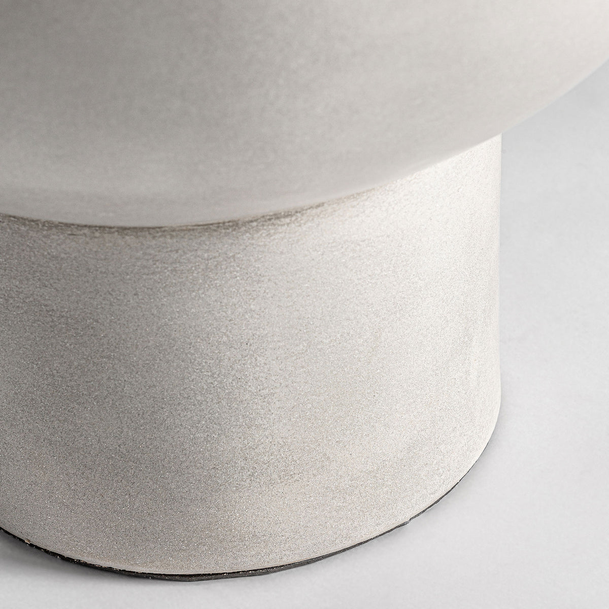 TELFS SIDE TABLE