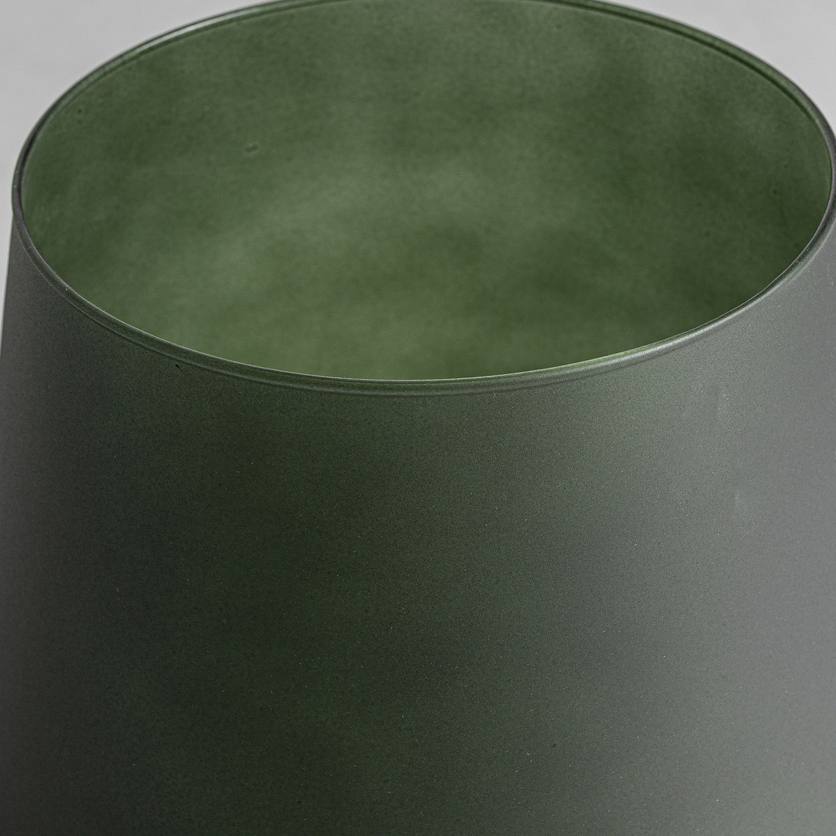 NEHOIU VASE