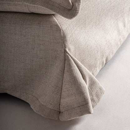 OSPIZIO ARMCHAIR