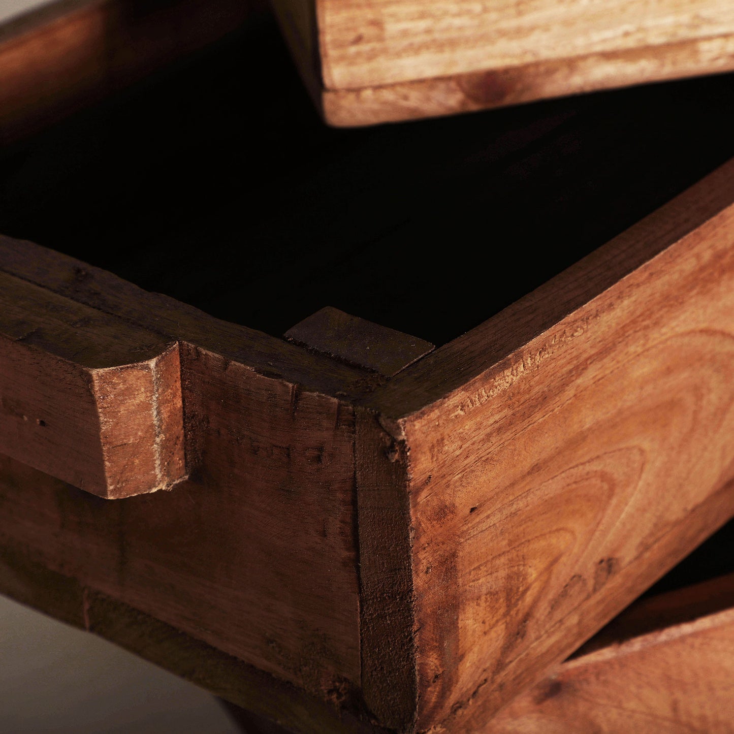 AKVIRAN BOX (SET OF 3)