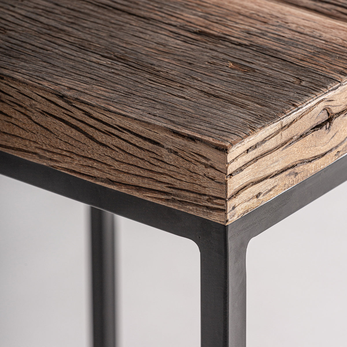 WALDING COFFEE TABLE