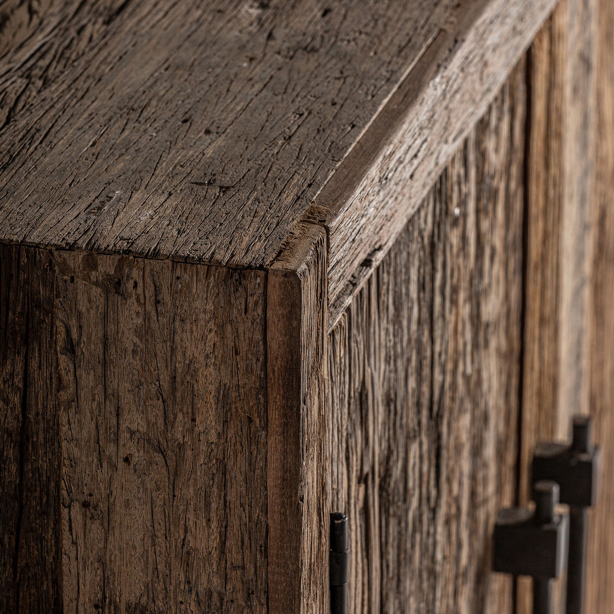 CARRIK SIDEBOARD