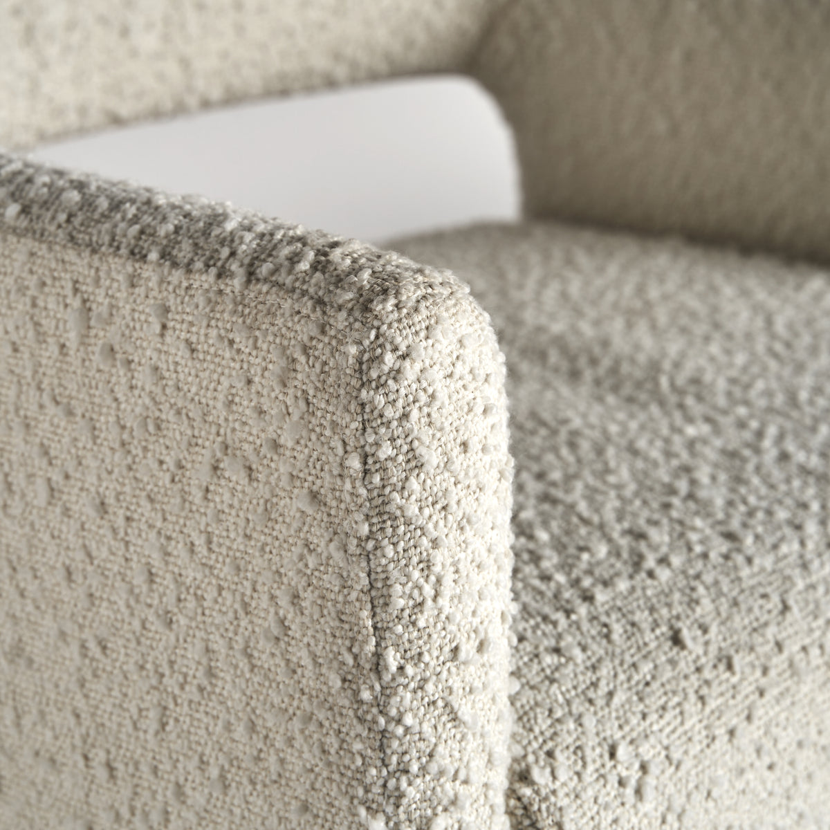 ALVRA CHAIR
