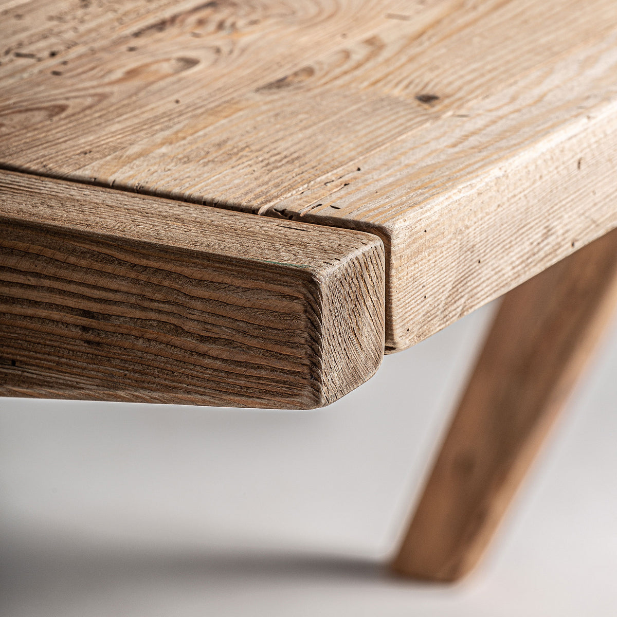 CRISSEY DESK