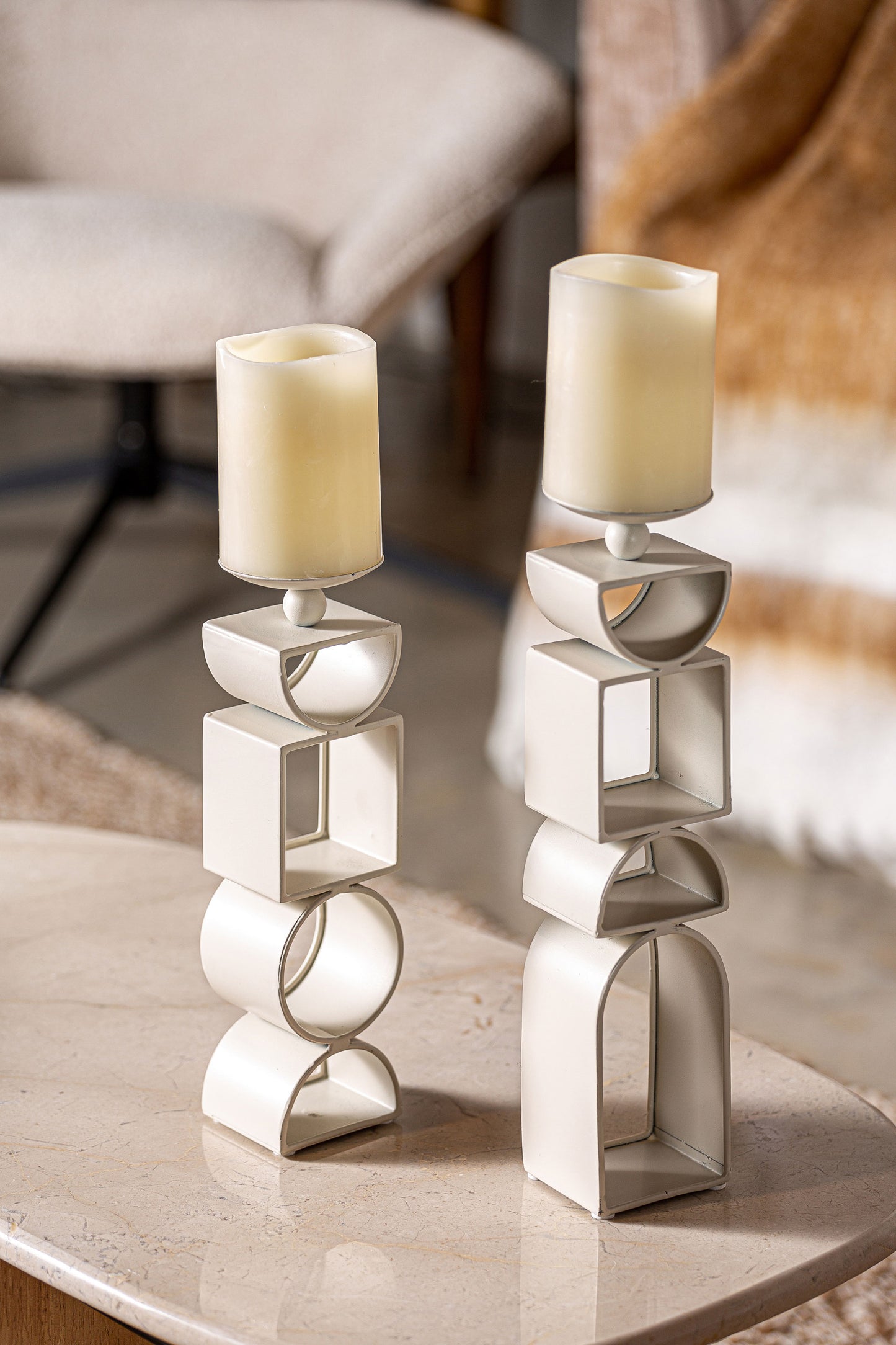 GREYLE CANDLE HOLDER