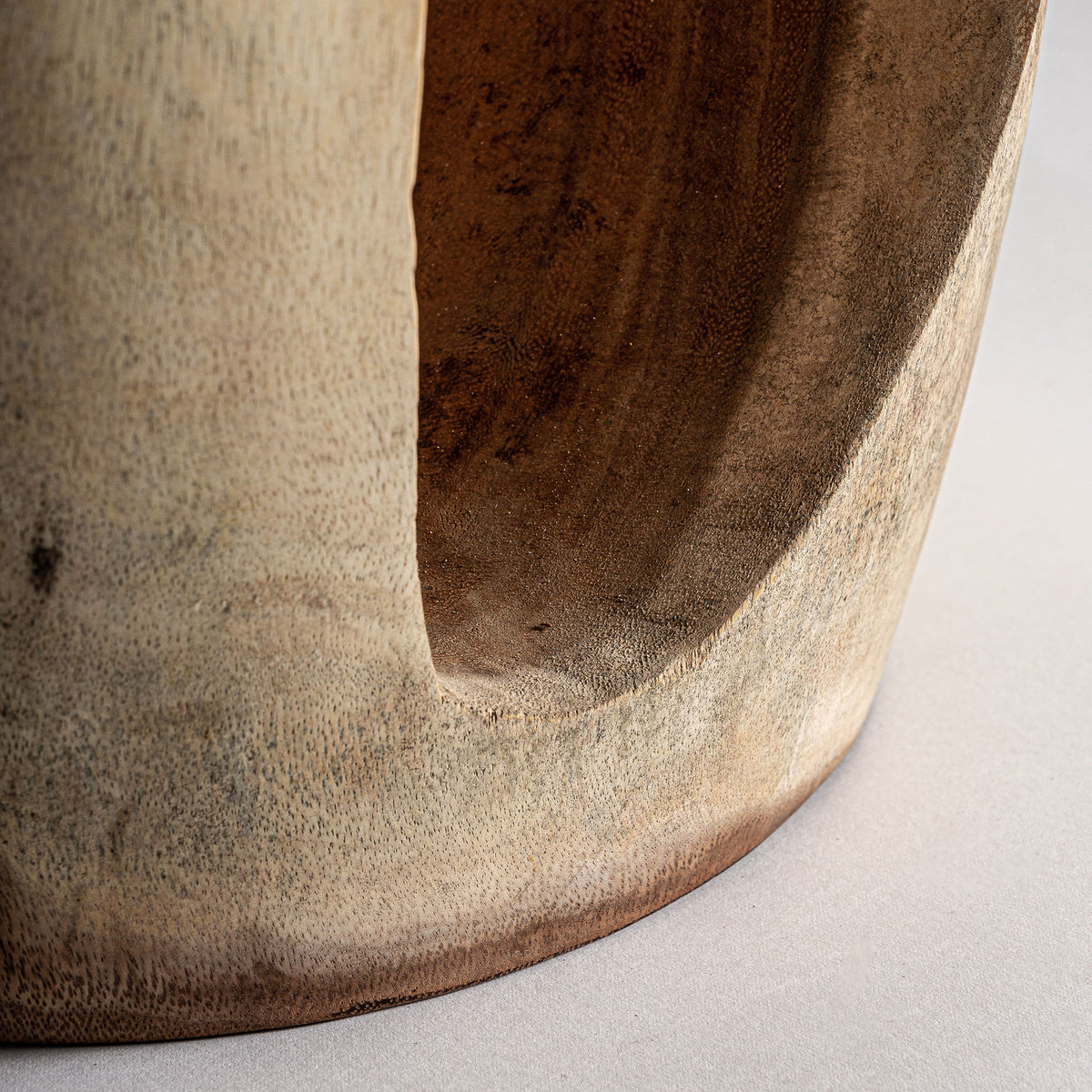 KRANIA SIDE TABLE