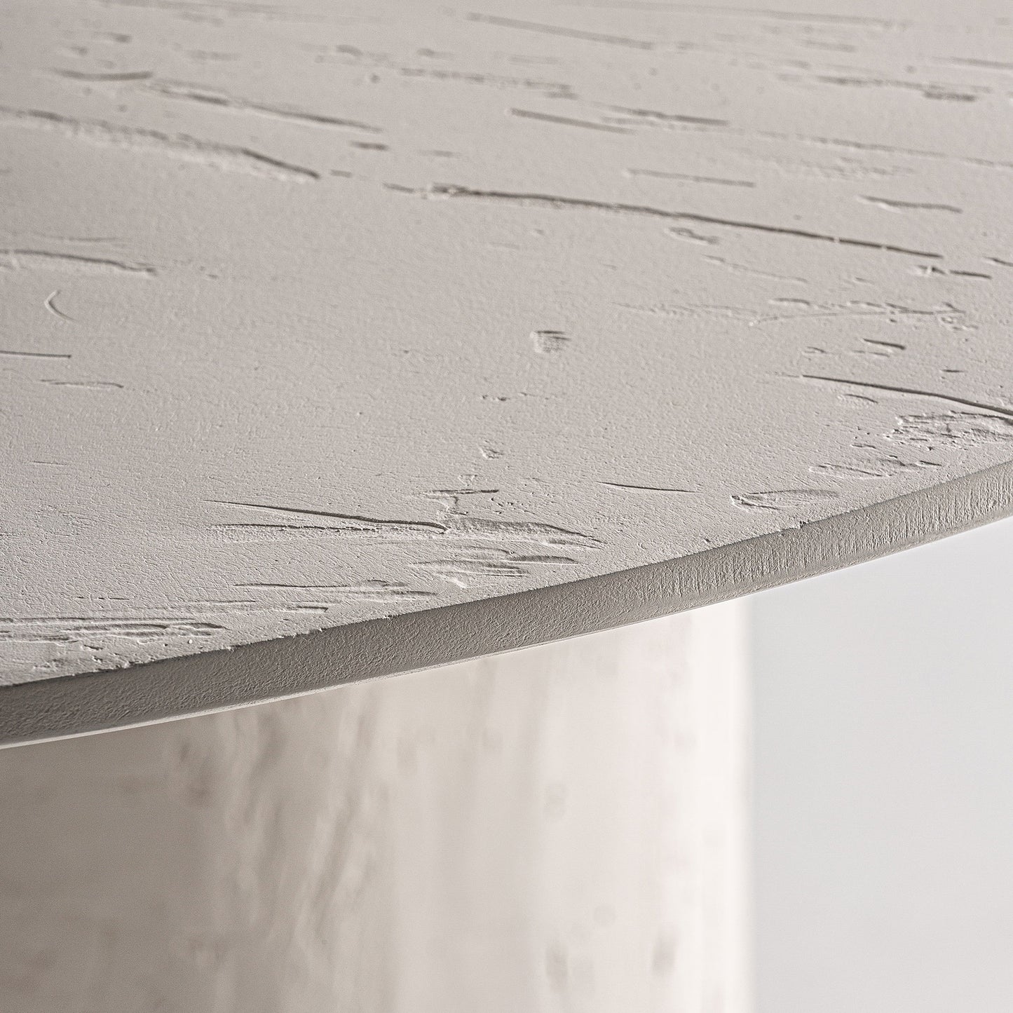 INHA DINING TABLE