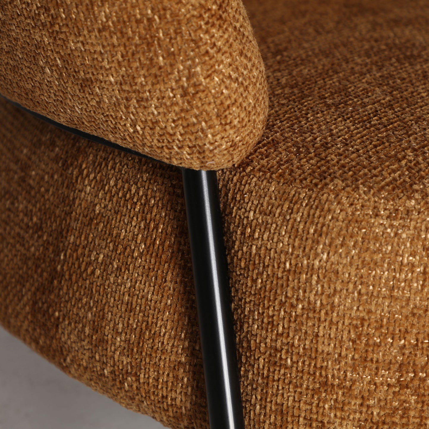 SOUVENS ARMCHAIR