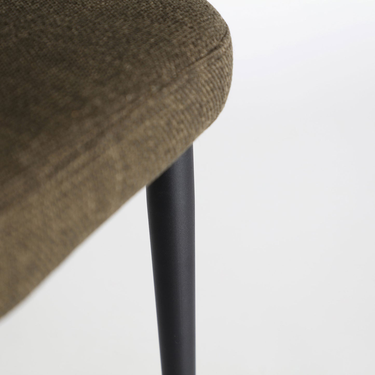 FLAGNAC CHAIR