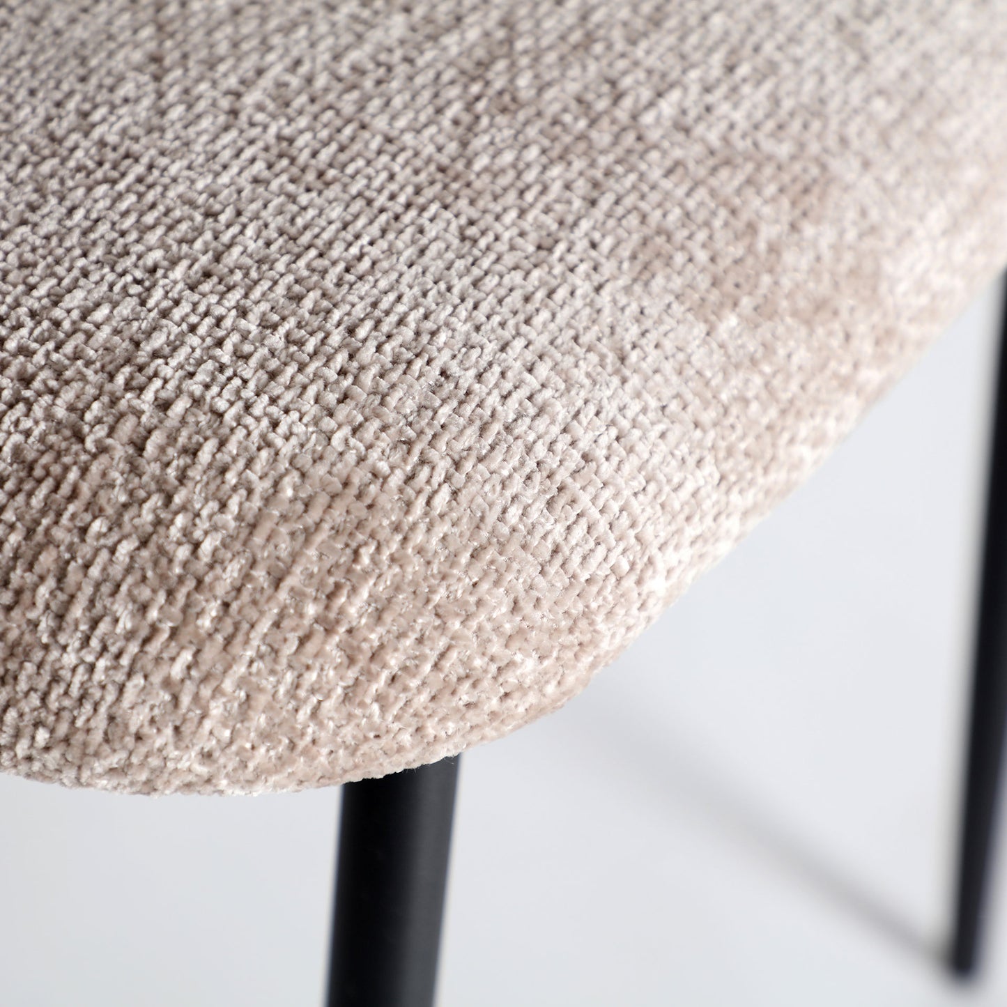 LEYNHAC CHAIR