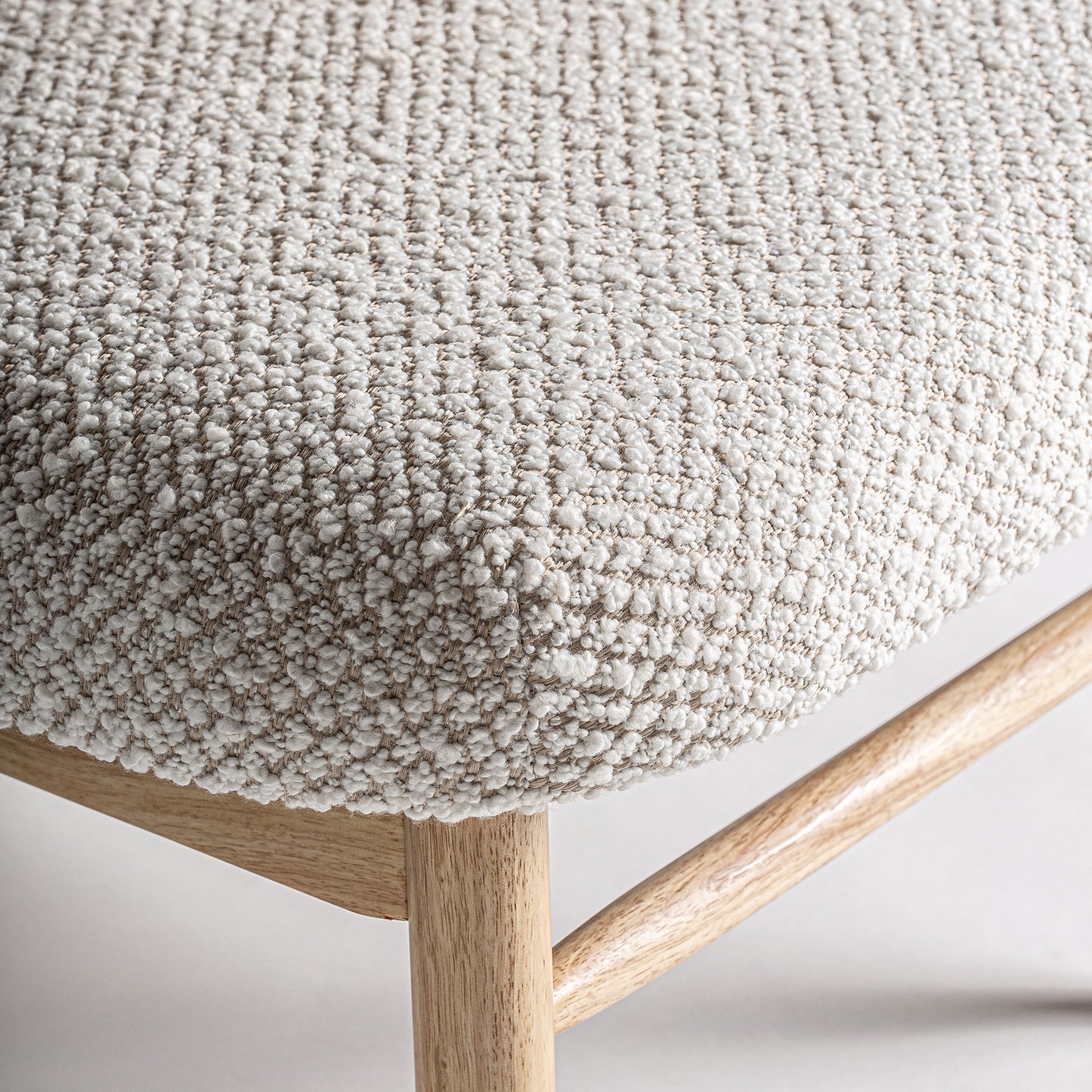 GLASSUE CHAIR