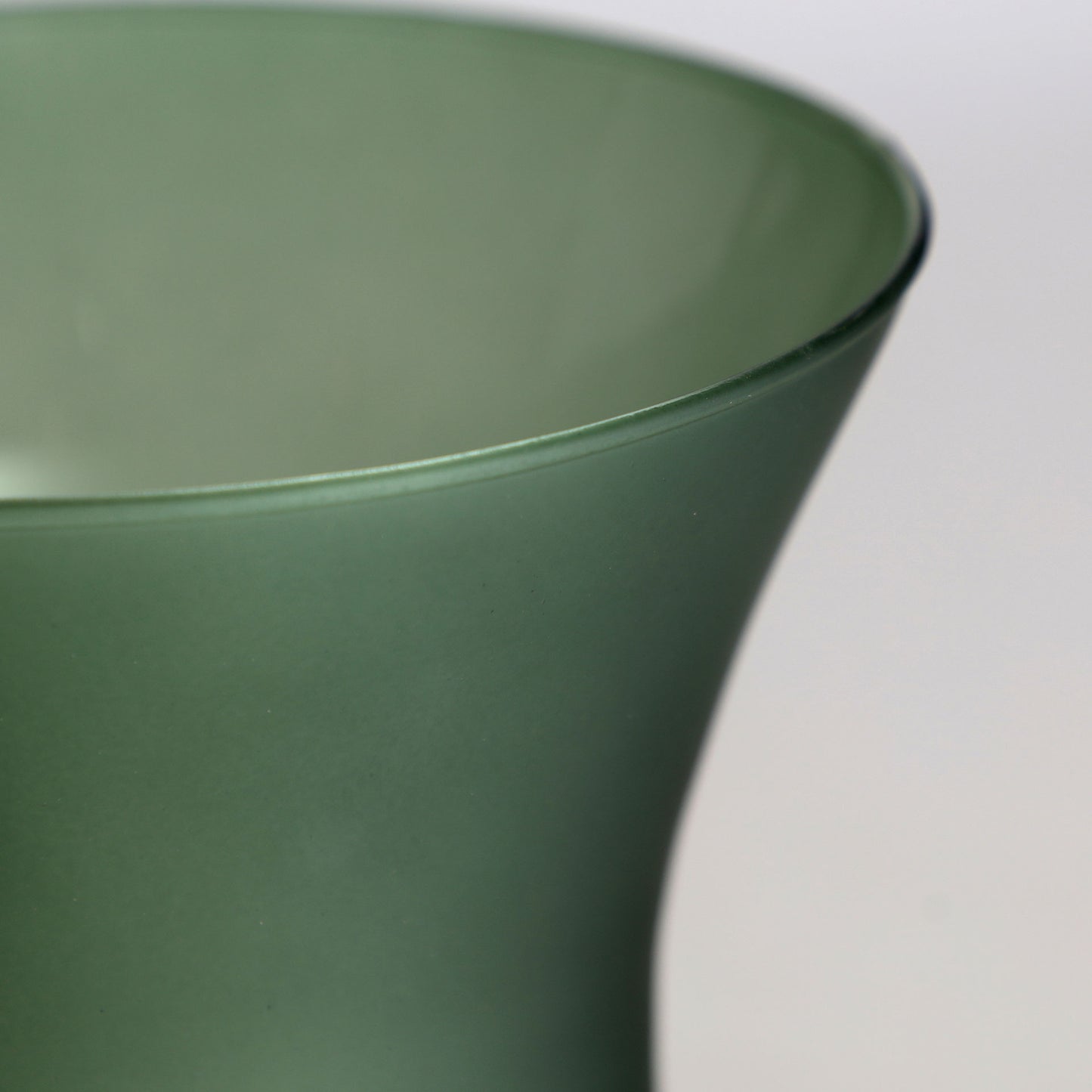 ELISEA VASE