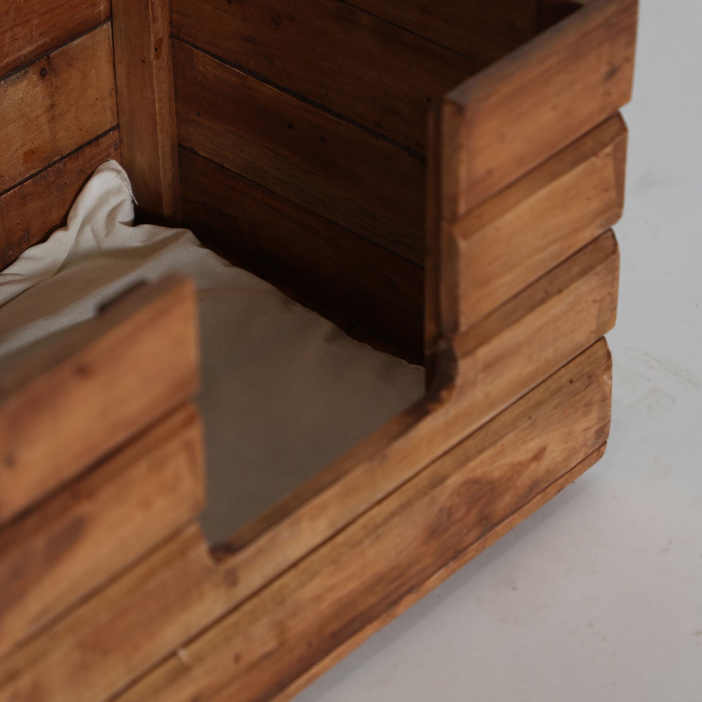 AKVIRAN PET BED