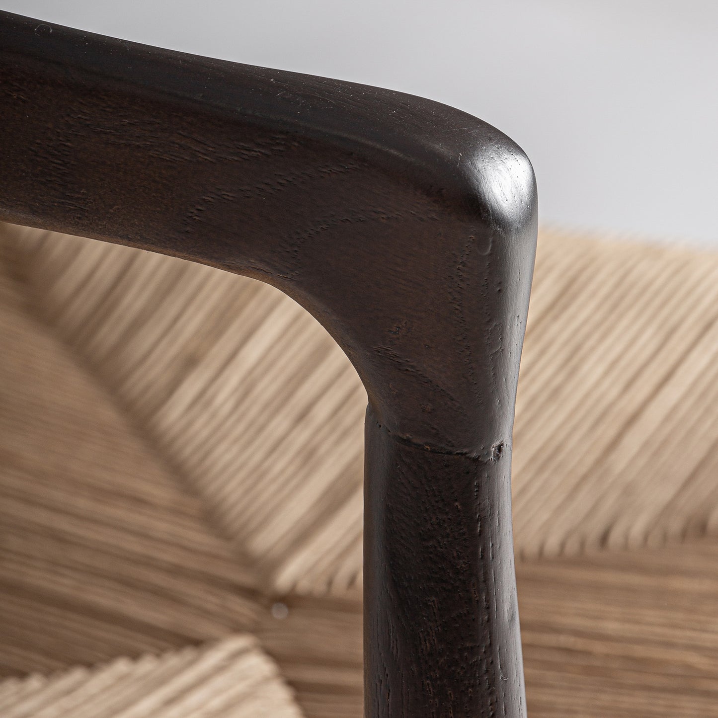LEYNIE CHAIR