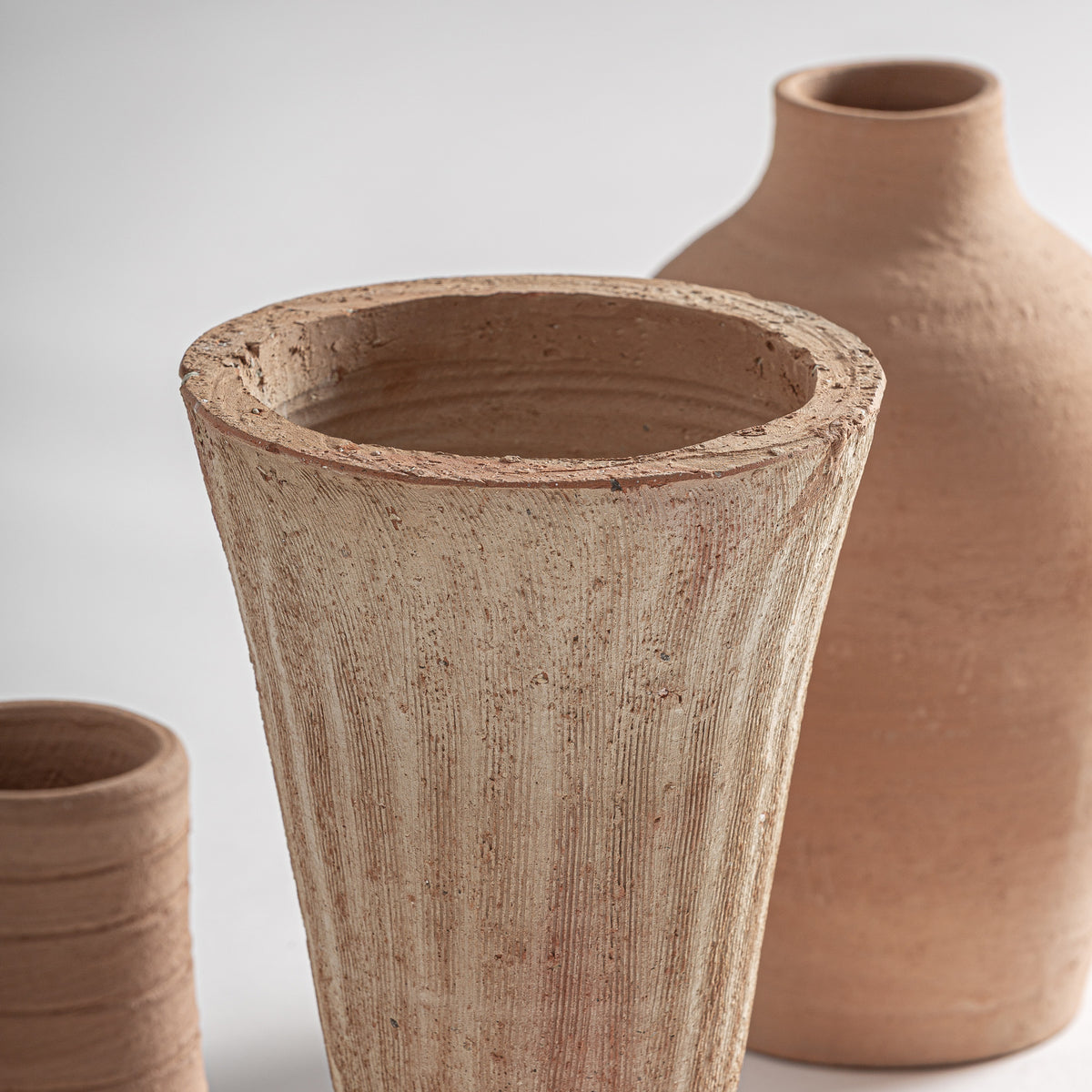 IASY VASE (SET OF 3)