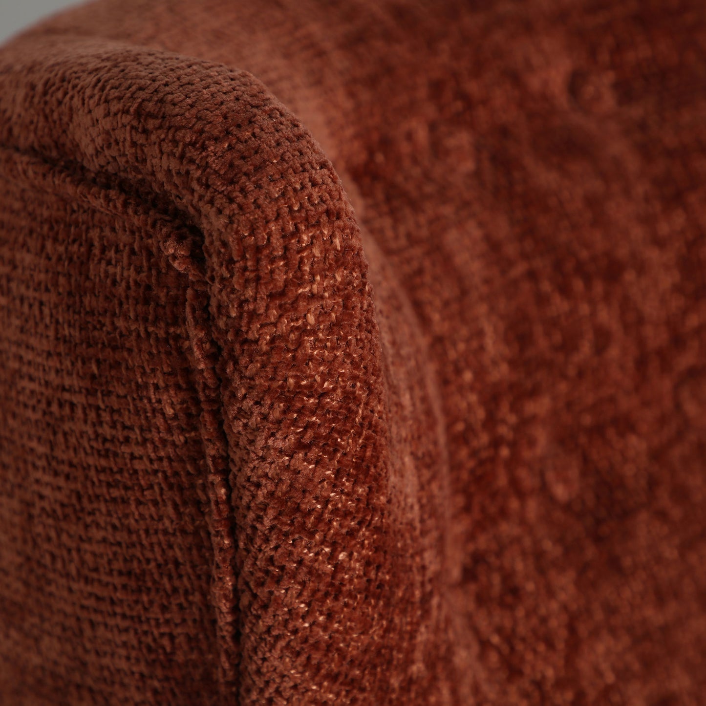 SARNEN ARMCHAIR