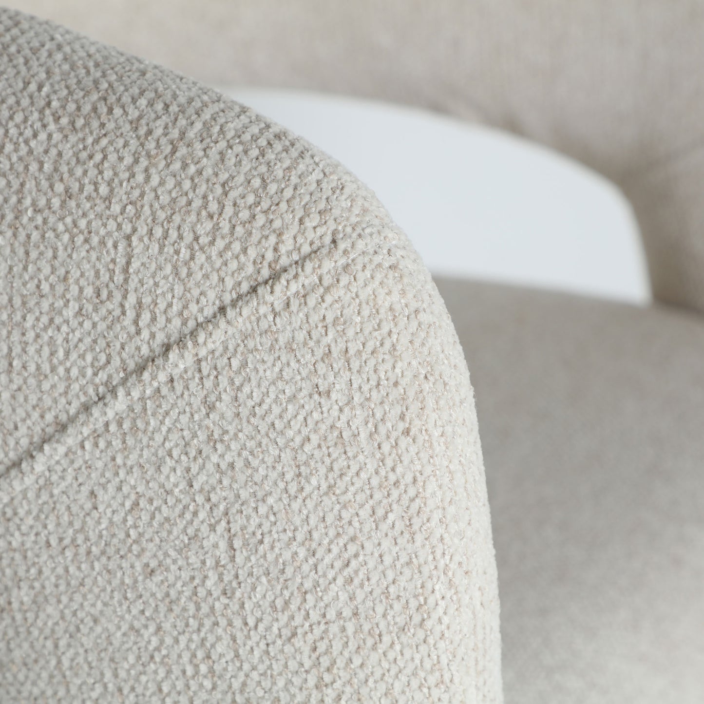 HONEG CHAIR