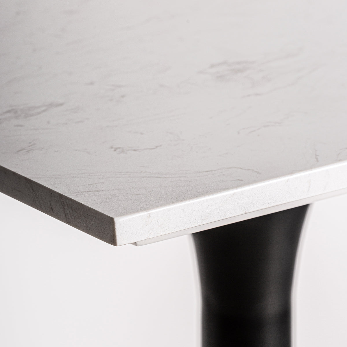 PERRIER BAR TABLE
