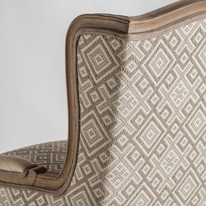 TULLE ARMCHAIR