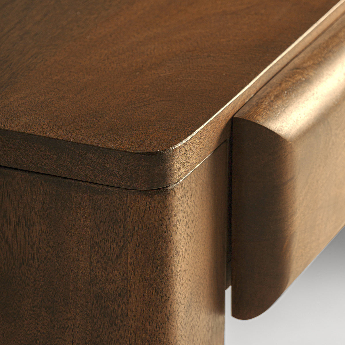 GIBLES DESK